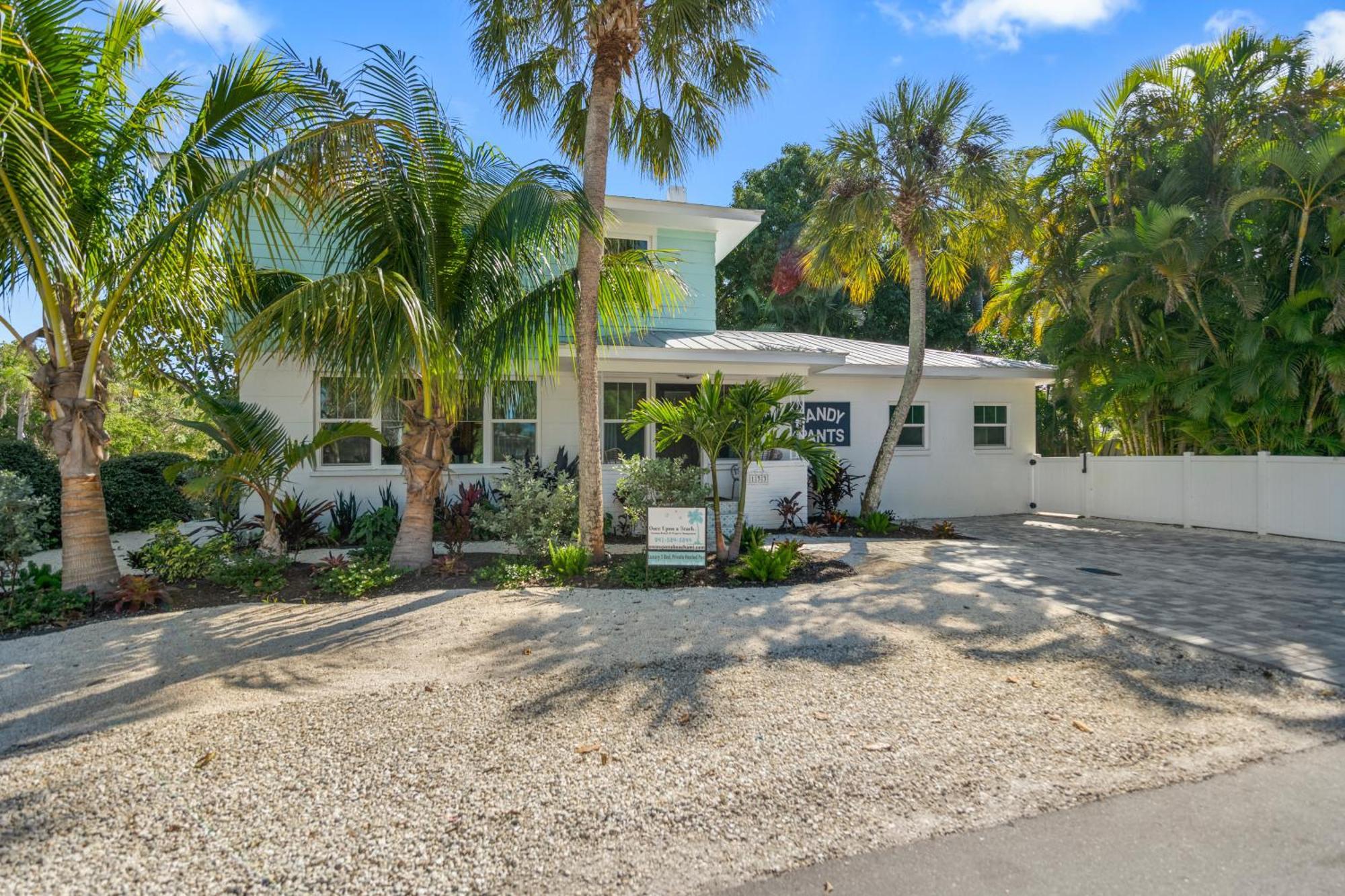 Sandy Pants - Designer Beach Chic Home Steps To Beach Backyard Oasis W Heated Pool Anna Maria Exterior foto