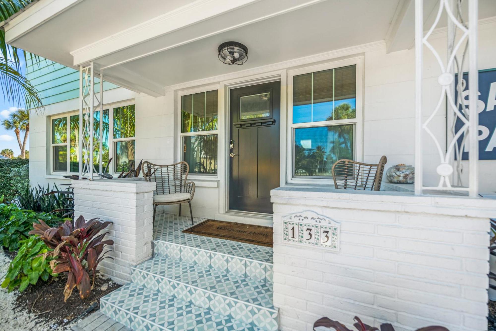 Sandy Pants - Designer Beach Chic Home Steps To Beach Backyard Oasis W Heated Pool Anna Maria Exterior foto